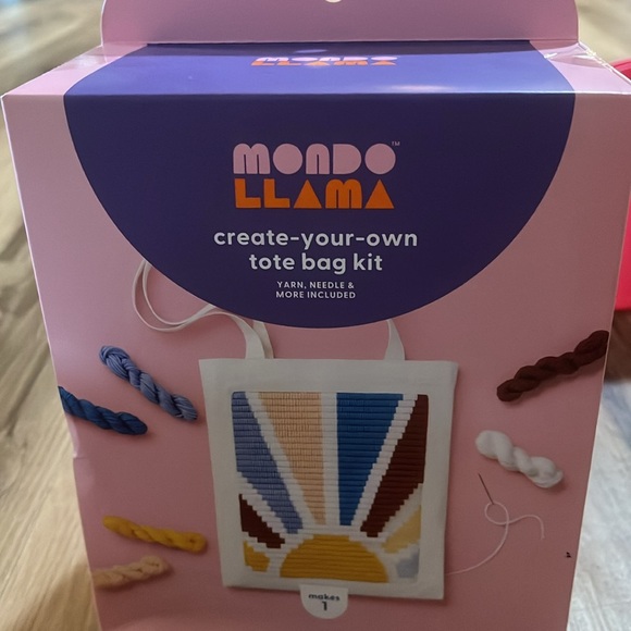 Mondo Llama Stitch It Yourself Tote Bag Craft Kit - Picture 3 of 3